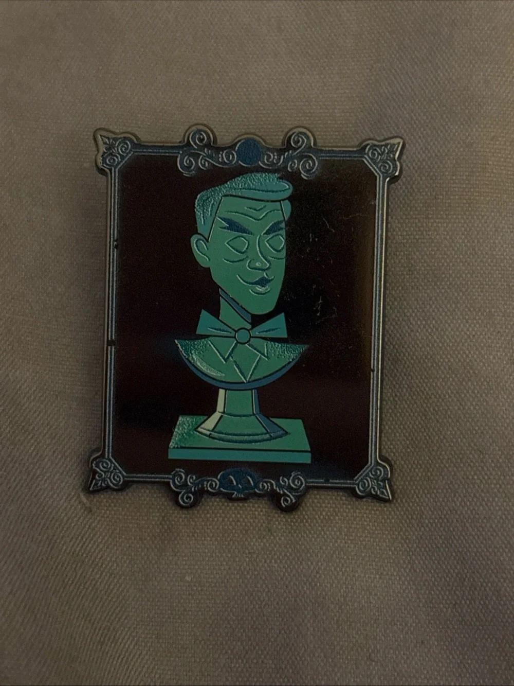 Disney Haunted Mansion Mystery Pin 2023 Collection - Singing Bust Ned Nub